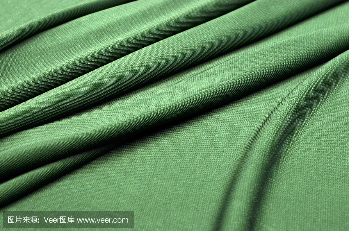 由粘胶和弹性制成的绿色针织品