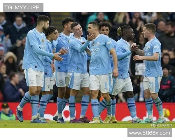 曼城因违反FFP遭欧足联重罚3000万并禁赛一年引发热议